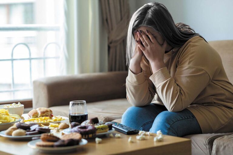 همه چیز درباره ی پرخوری عصبی
