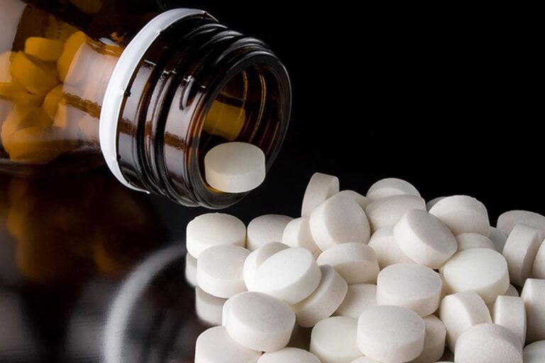 آشنایی کامل با قرص مترونیدازول 250 و 500 + عوارض و نحوه مصرف💊