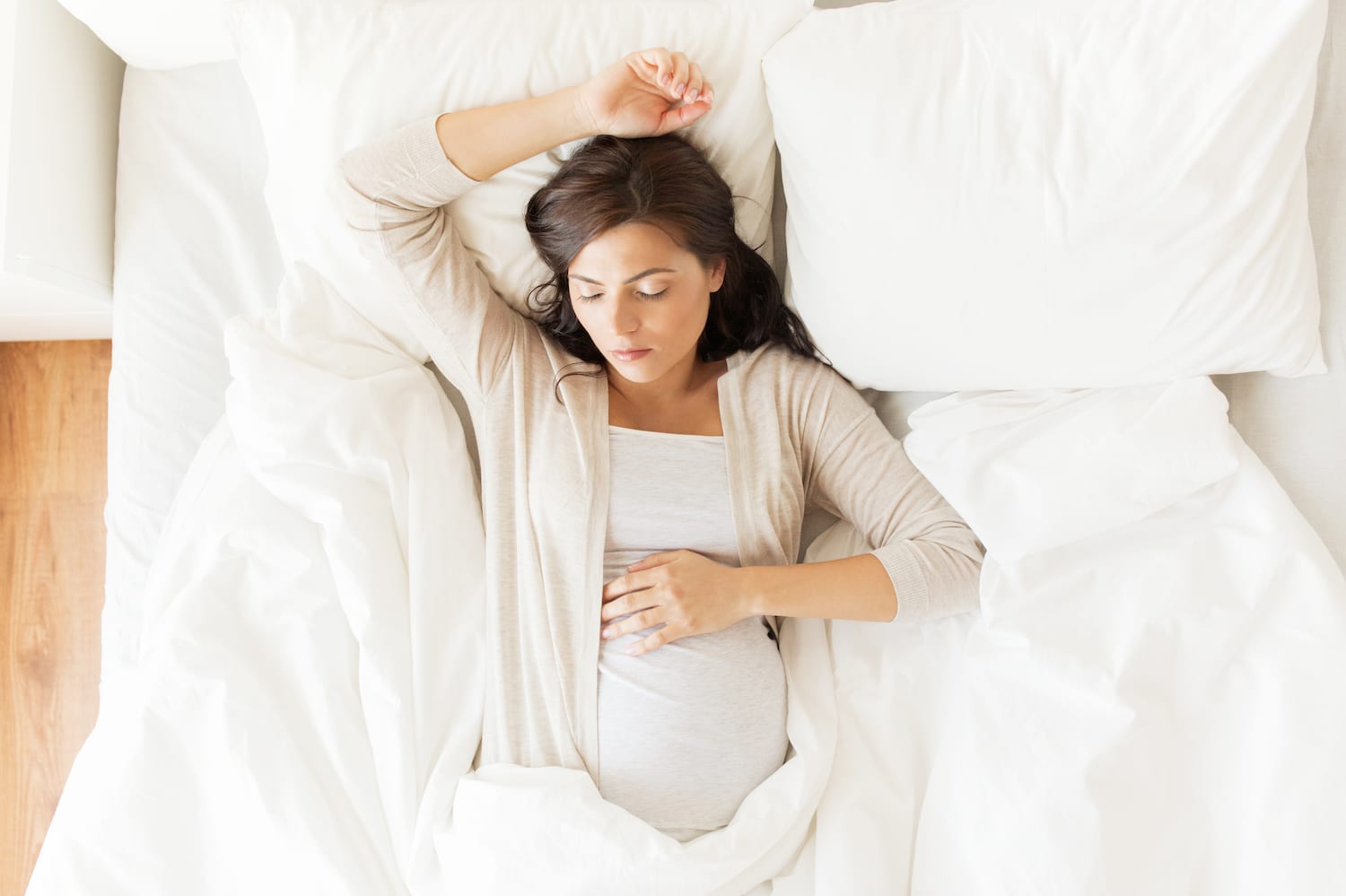 15 نکته مهم برای خوابیدن در بارداری دکترنکست 