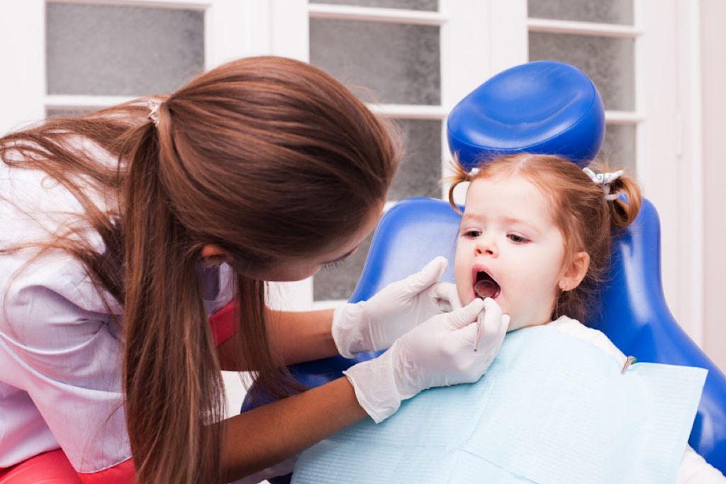 علائم دندان خراب کودکان