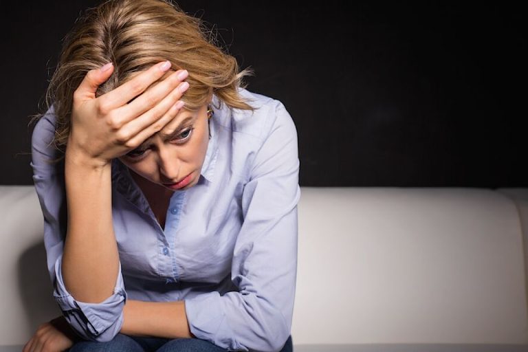 مهم ترین علائم افسردگی را بشناسید